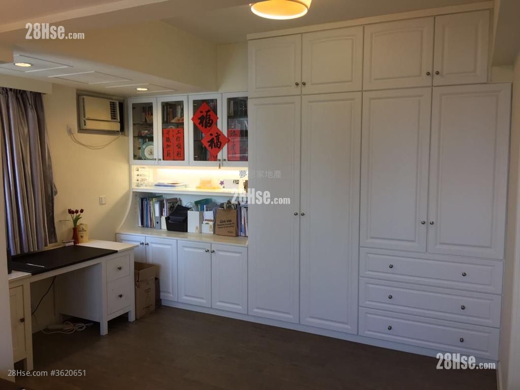 Bonham Crest Sell 1 Bedroom , 1 Bathroom 555 ft² Bonham Crest Sell 1 Bedroom , 1 Bathroom 555 ft²