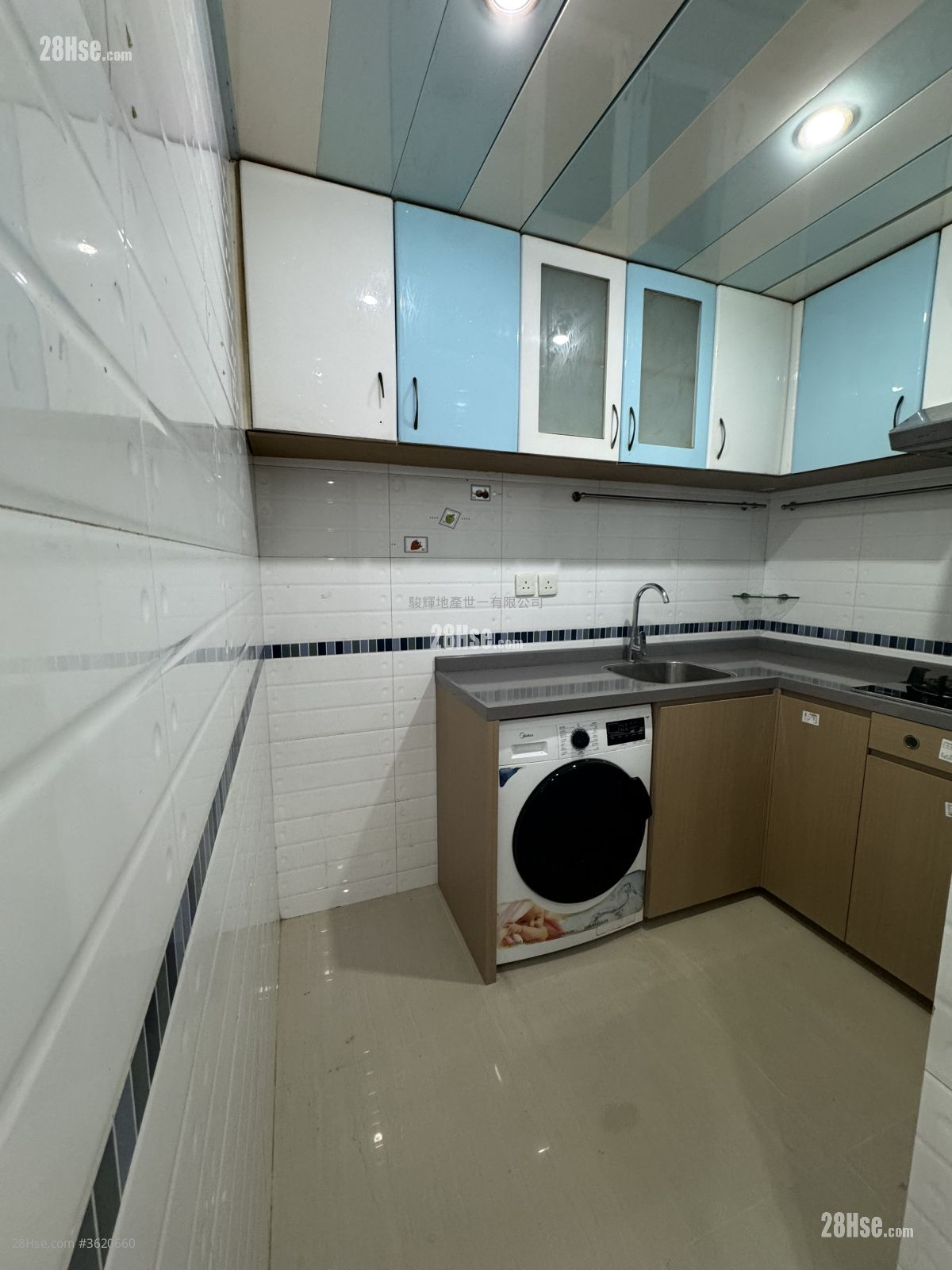 Kam Wah Building Rental 2 Bedrooms 414 ft² Kam Wah Building Rental 2 Bedrooms 414 ft²