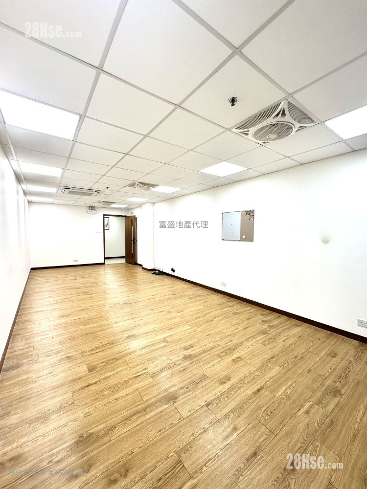 香港紗廠工業大廈5期 租盤 360 平方呎 香港紗廠工業大廈5期 租盤 360 平方呎
