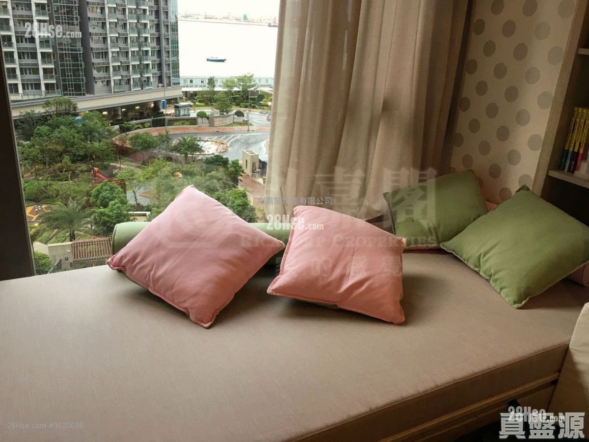 The Visionary Rental 3 Bedrooms , 2 Bathrooms 1,159 ft² The Visionary Rental 3 Bedrooms , 2 Bathrooms 1,159 ft²