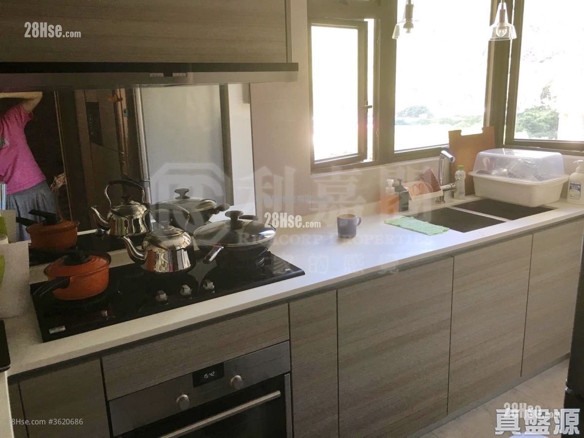 The Visionary Rental 3 Bedrooms , 2 Bathrooms 1,159 ft² The Visionary Rental 3 Bedrooms , 2 Bathrooms 1,159 ft²