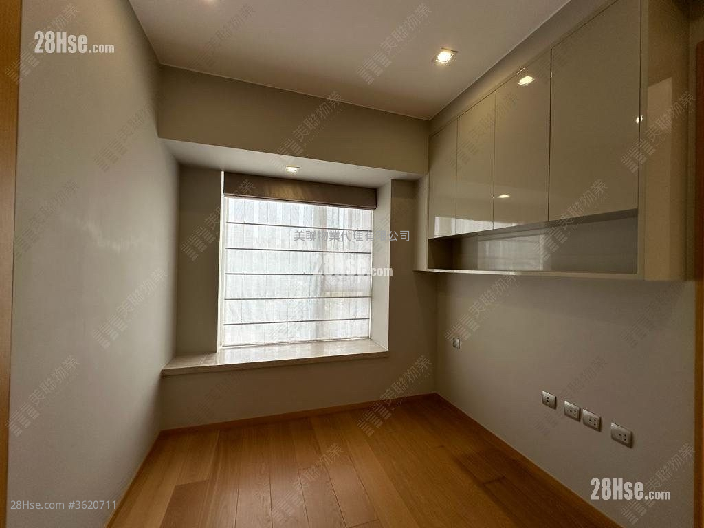 Kadoorie Hill Rental 4 Bedrooms , 3 Bathrooms 1,456 ft² Kadoorie Hill Rental 4 Bedrooms , 3 Bathrooms 1,456 ft²