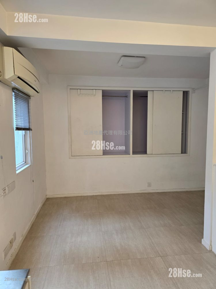 Ming Yuet Building Sell 207 ft²