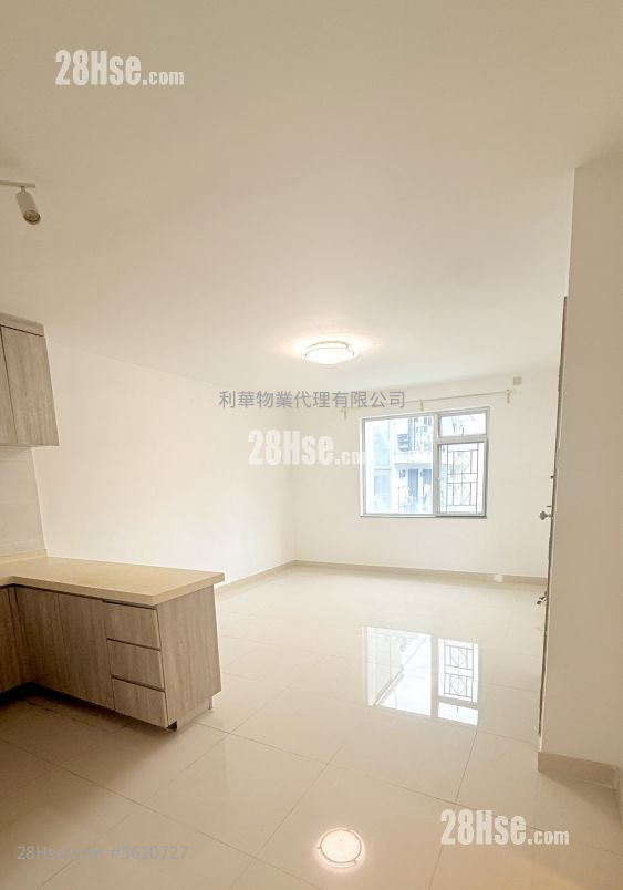 Village Rental 2 Bedrooms , 1 Bathroom 650 ft² Village Rental 2 Bedrooms , 1 Bathroom 650 ft²