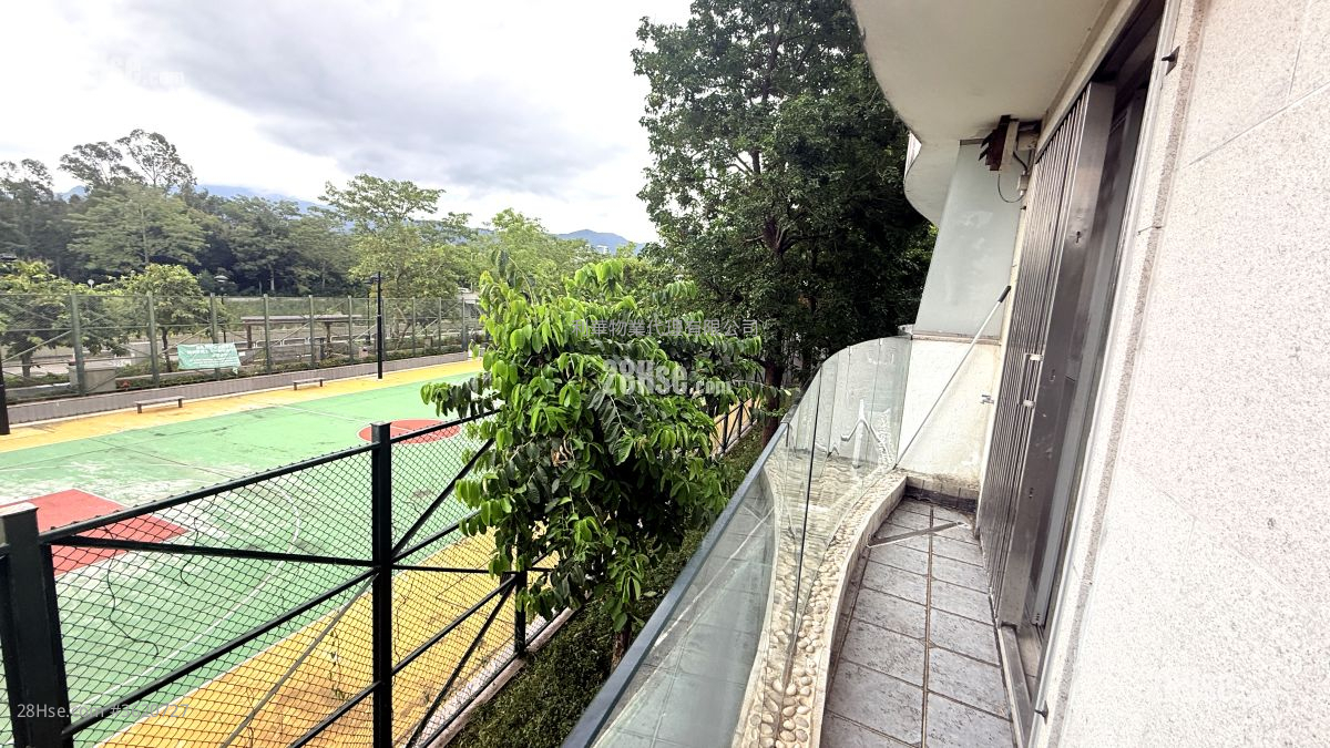 Village Rental 2 Bedrooms , 1 Bathroom 650 ft² Village Rental 2 Bedrooms , 1 Bathroom 650 ft²
