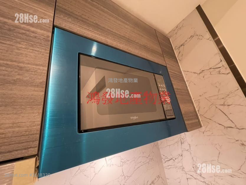 Ava61 Rental Studio , 1 Bathroom 161 ft² Ava61 Rental Studio , 1 Bathroom 161 ft²