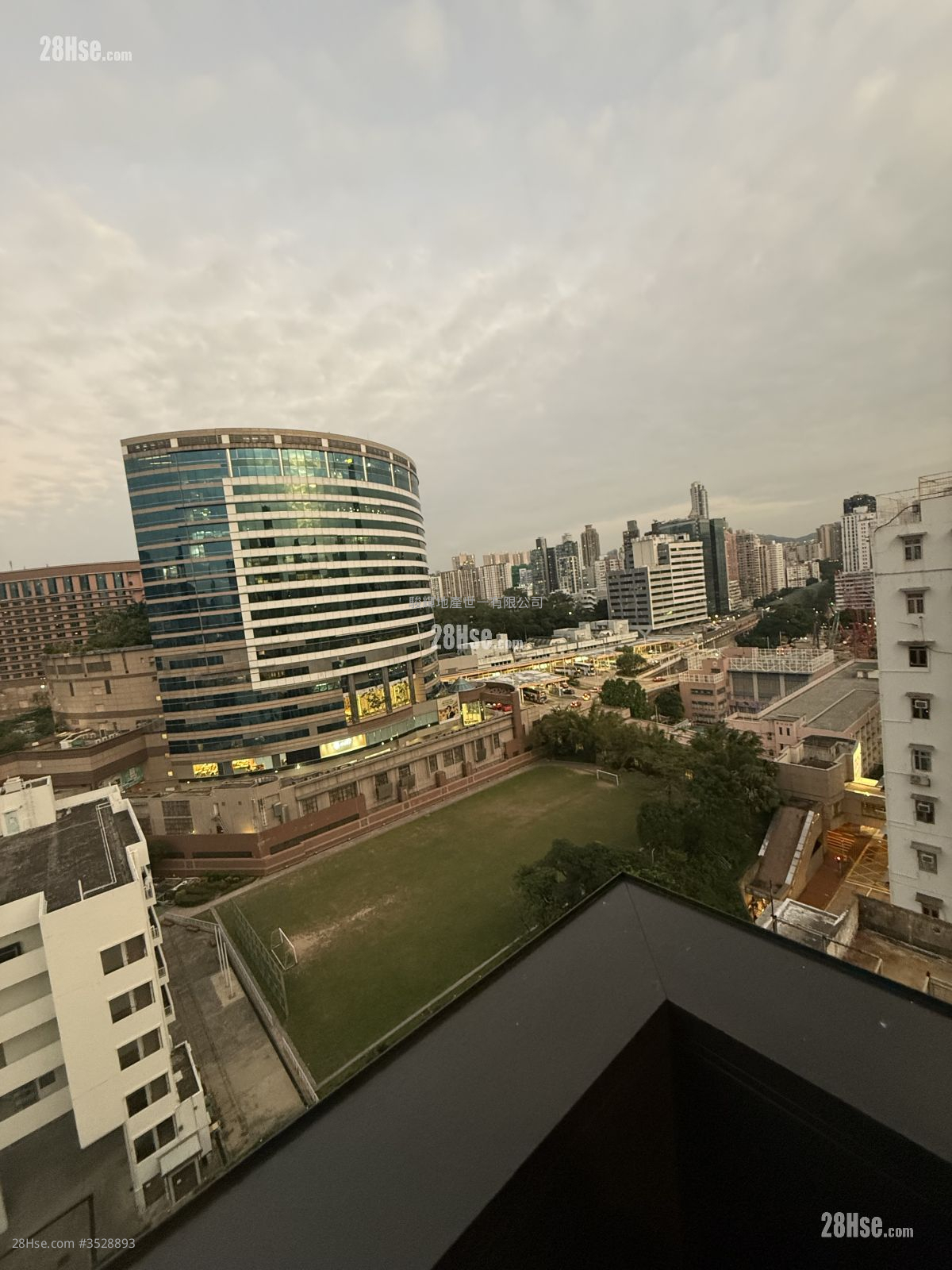 Elize Park Rental 2 Bedrooms , 1 Bathroom 326 ft² Elize Park Rental 2 Bedrooms , 1 Bathroom 326 ft²