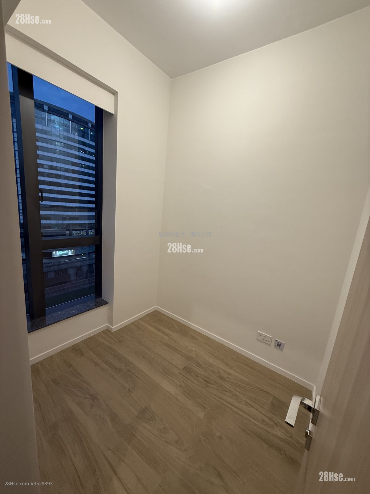 Elize Park Rental 2 Bedrooms , 1 Bathroom 326 ft² Elize Park Rental 2 Bedrooms , 1 Bathroom 326 ft²