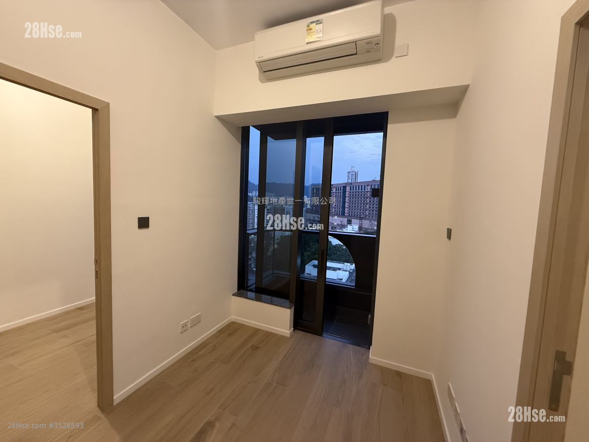 Elize Park Rental 2 Bedrooms , 1 Bathroom 326 ft² Elize Park Rental 2 Bedrooms , 1 Bathroom 326 ft²