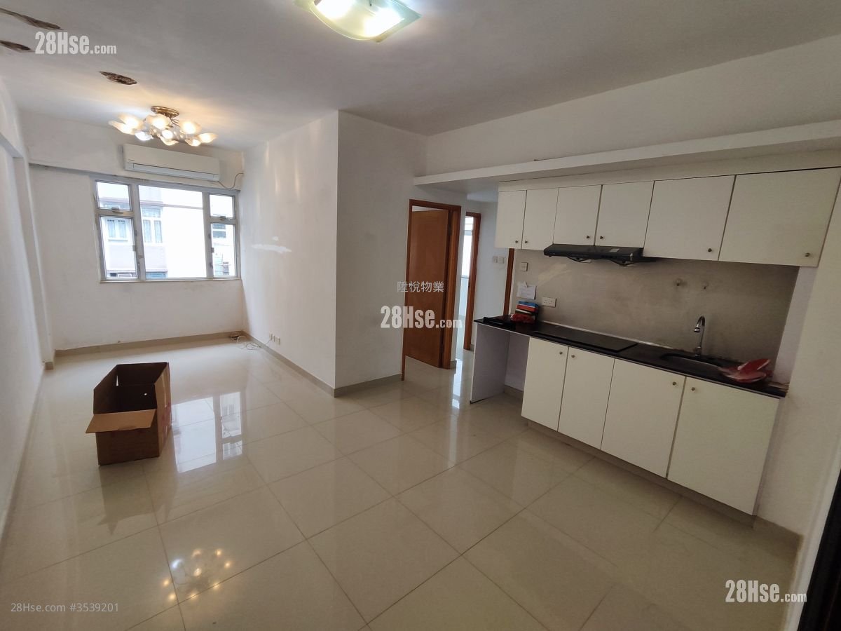 Yuet Ming Building Rental 3 Bedrooms , 1 Bathroom 488 ft²