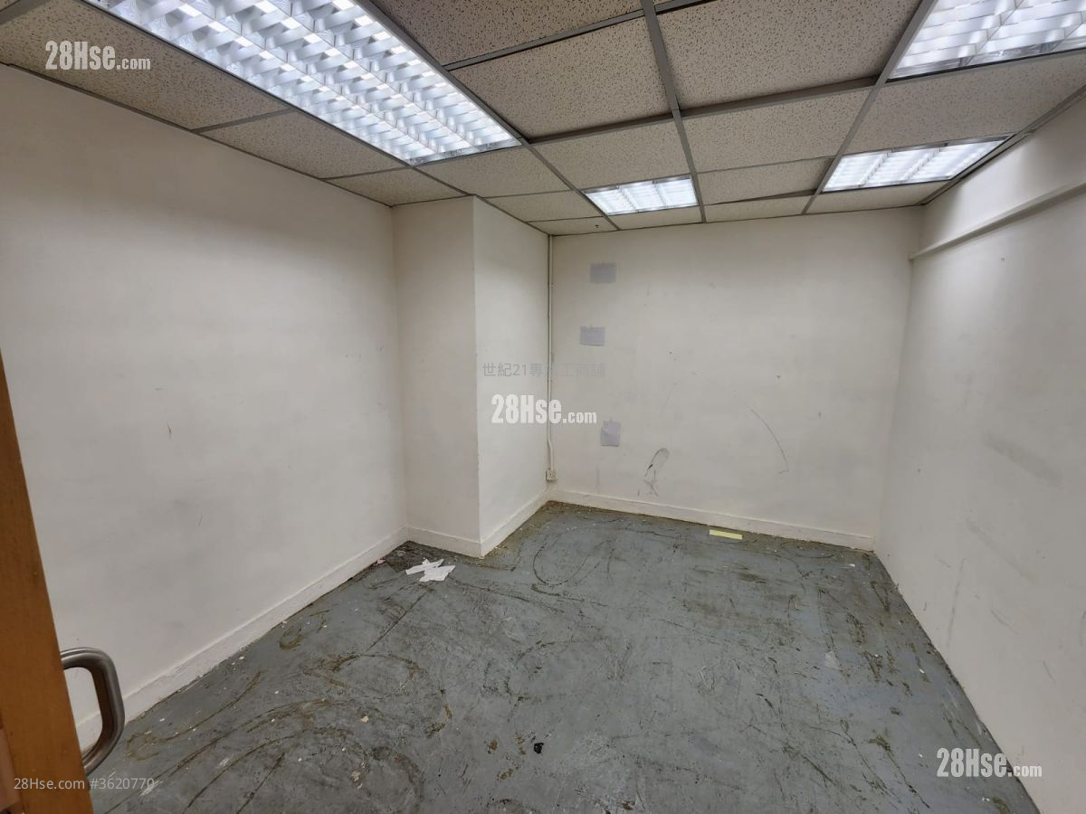 Everest Industrial Centre Rental 2 Bedrooms , 1 Toilet Everest Industrial Centre Rental 2 Bedrooms , 1 Toilet