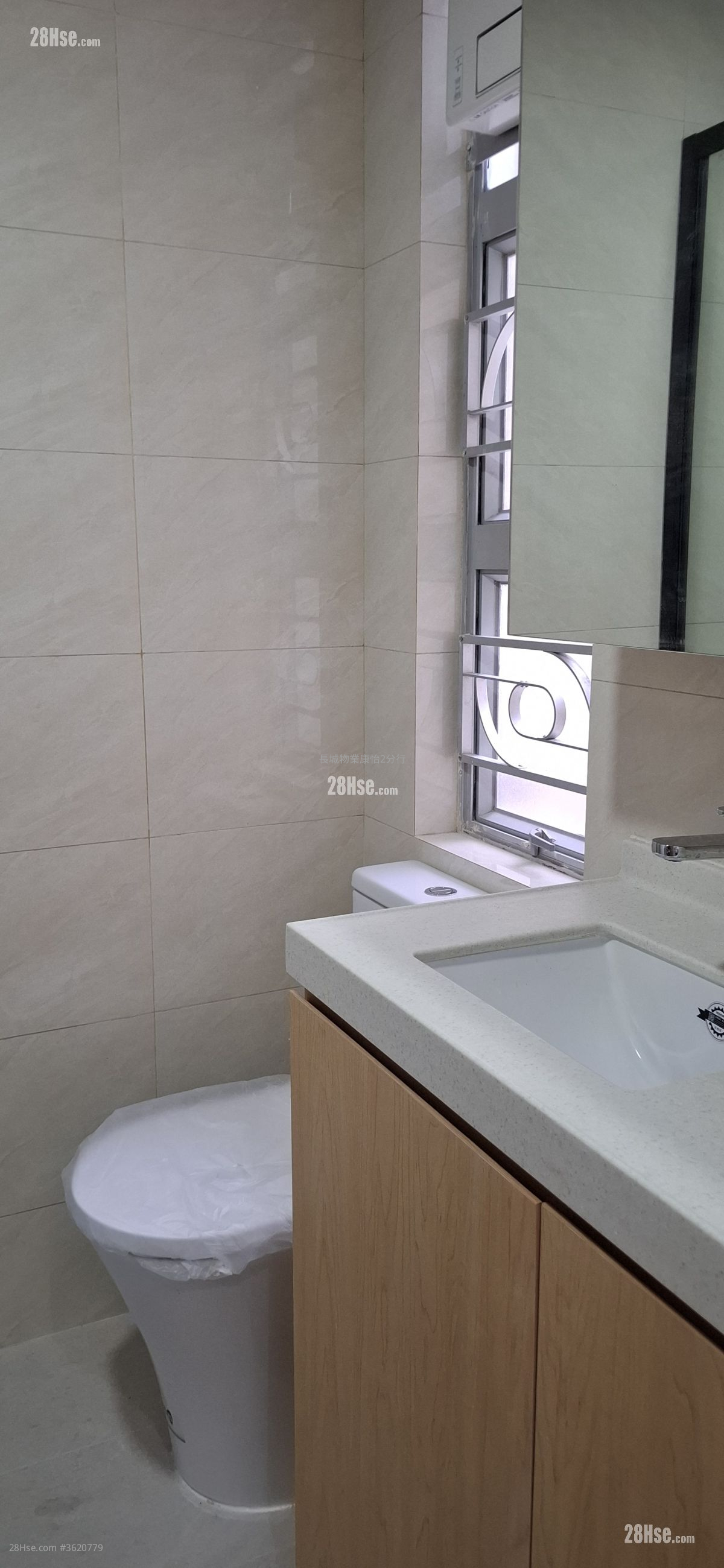 Riviera Mansion Rental 2 Bedrooms , 1 Bathroom 389 ft² Riviera Mansion Rental 2 Bedrooms , 1 Bathroom 389 ft²