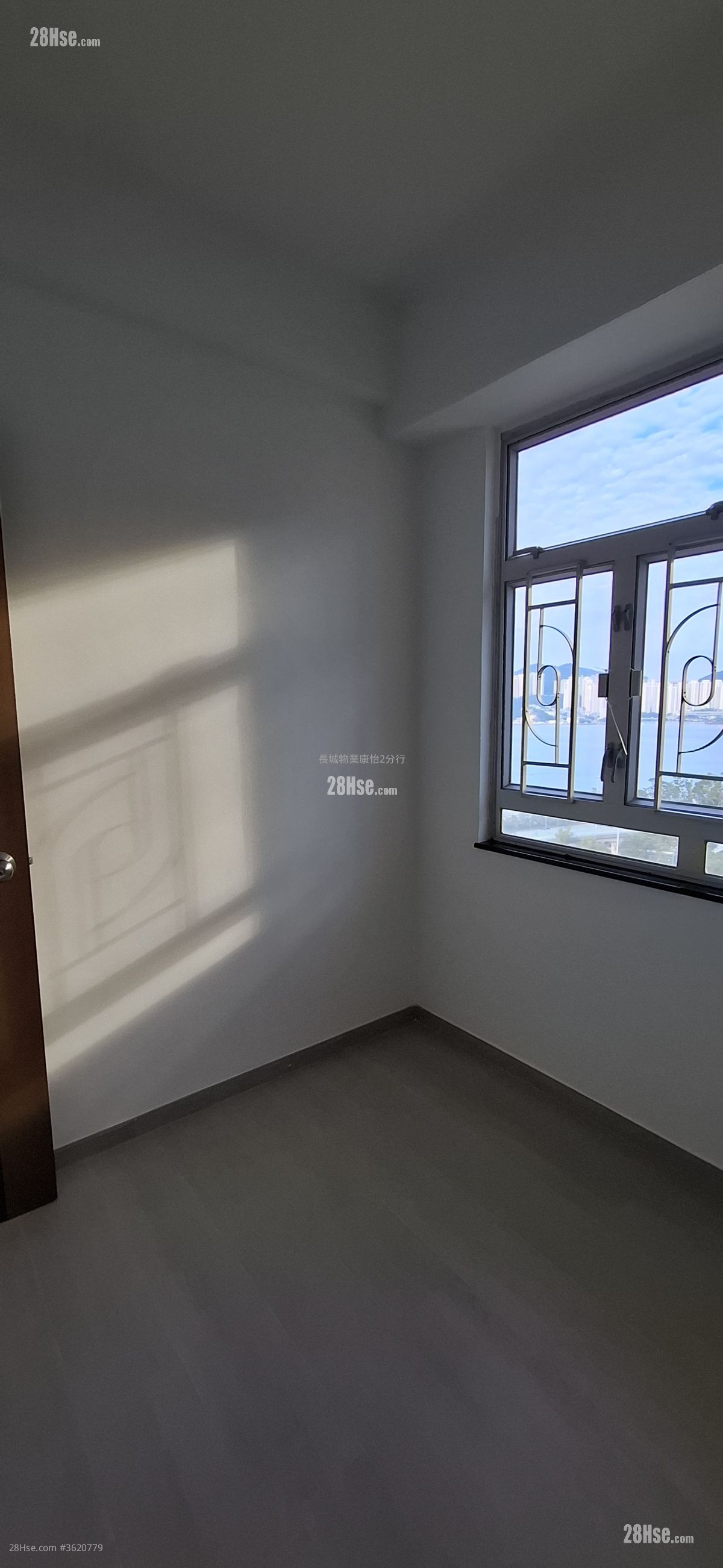 Riviera Mansion Rental 2 Bedrooms , 1 Bathroom 389 ft² Riviera Mansion Rental 2 Bedrooms , 1 Bathroom 389 ft²
