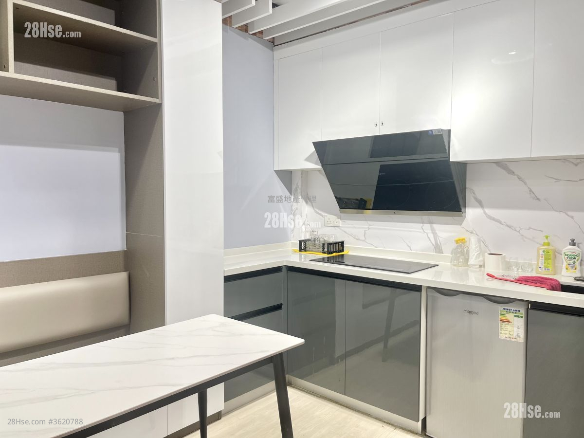 Global Gateway Tower Rental 1 Bedroom 616 ft² Global Gateway Tower Rental 1 Bedroom 616 ft²