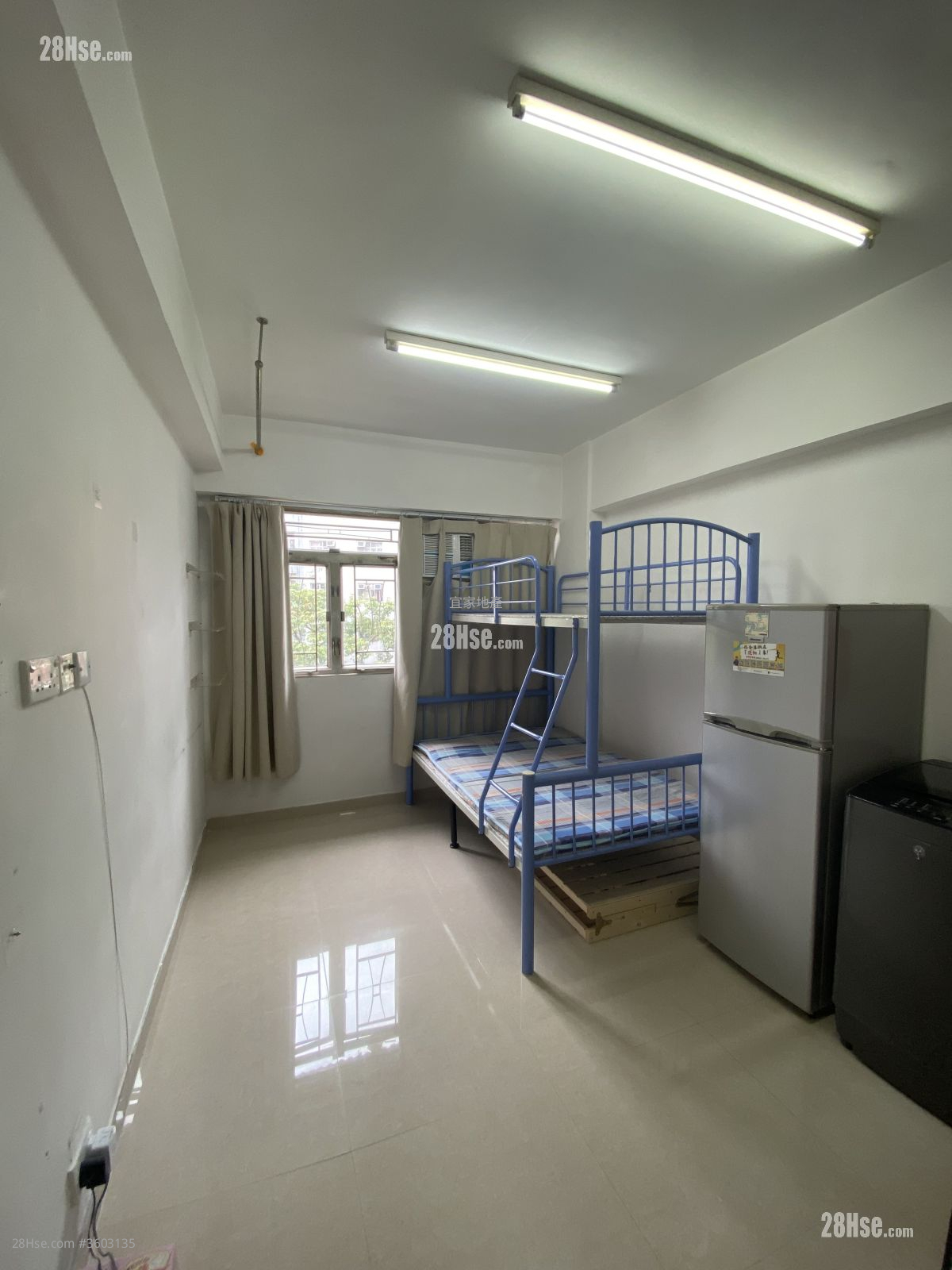 Wah Fat Building Rental Studio , 1 Bathroom 140 ft²