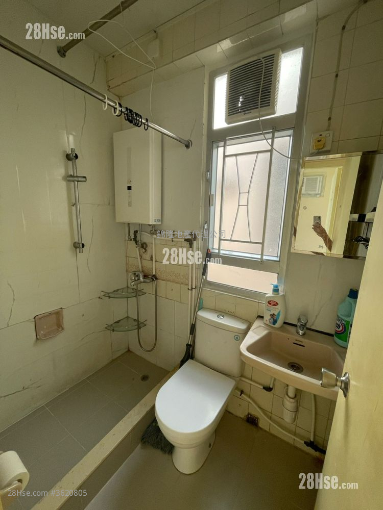 Hong Ning Court Sell 2 Bedrooms , 1 Bathroom 358 ft² Hong Ning Court Sell 2 Bedrooms , 1 Bathroom 358 ft²