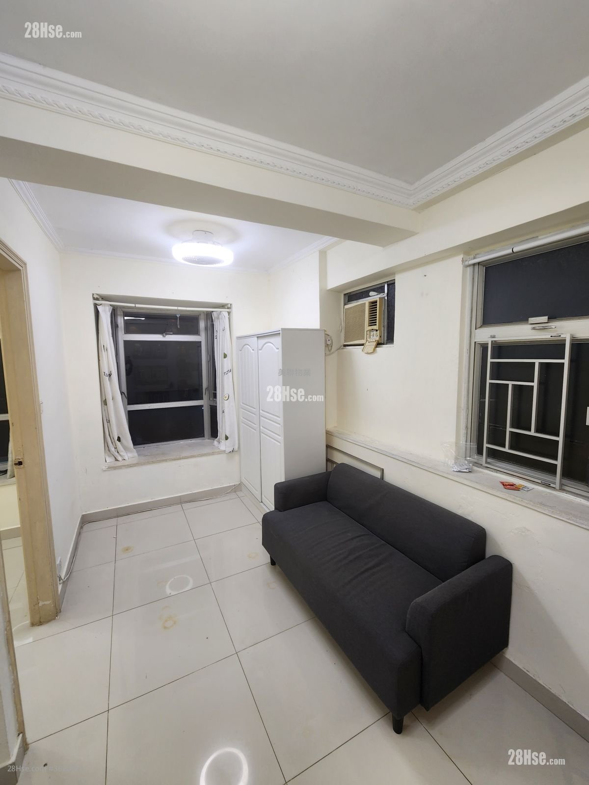 Shatin Centre Sell 1 Bedroom , 1 Bathroom 288 ft² Shatin Centre Sell 1 Bedroom , 1 Bathroom 288 ft²