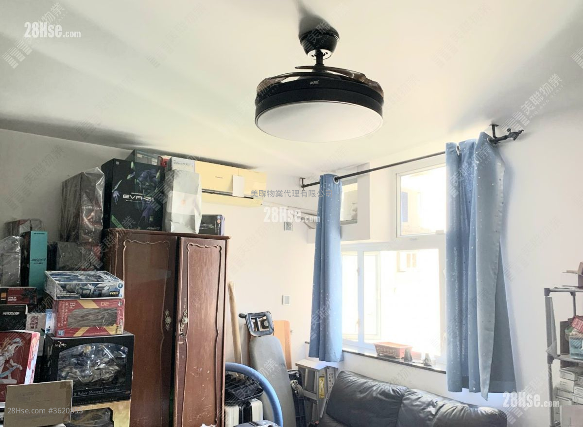 On Ning Garden Sell 3 Bedrooms , 1 Bathroom 583 ft² On Ning Garden Sell 3 Bedrooms , 1 Bathroom 583 ft²