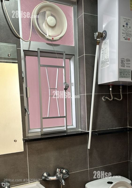 Kin Yip Building Rental Studio , 1 Bathroom 257 ft² Kin Yip Building Rental Studio , 1 Bathroom 257 ft²