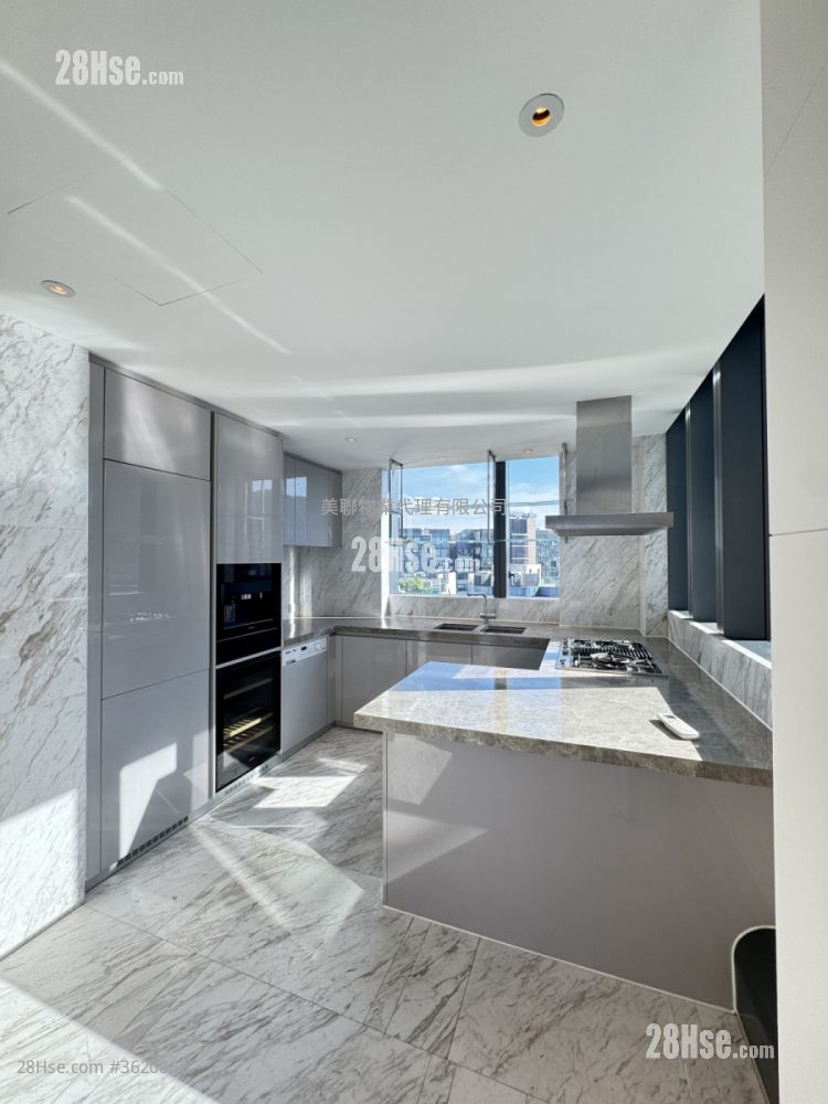 La Vetta Sell 3 Bedrooms 2,100 ft² La Vetta Sell 3 Bedrooms 2,100 ft²