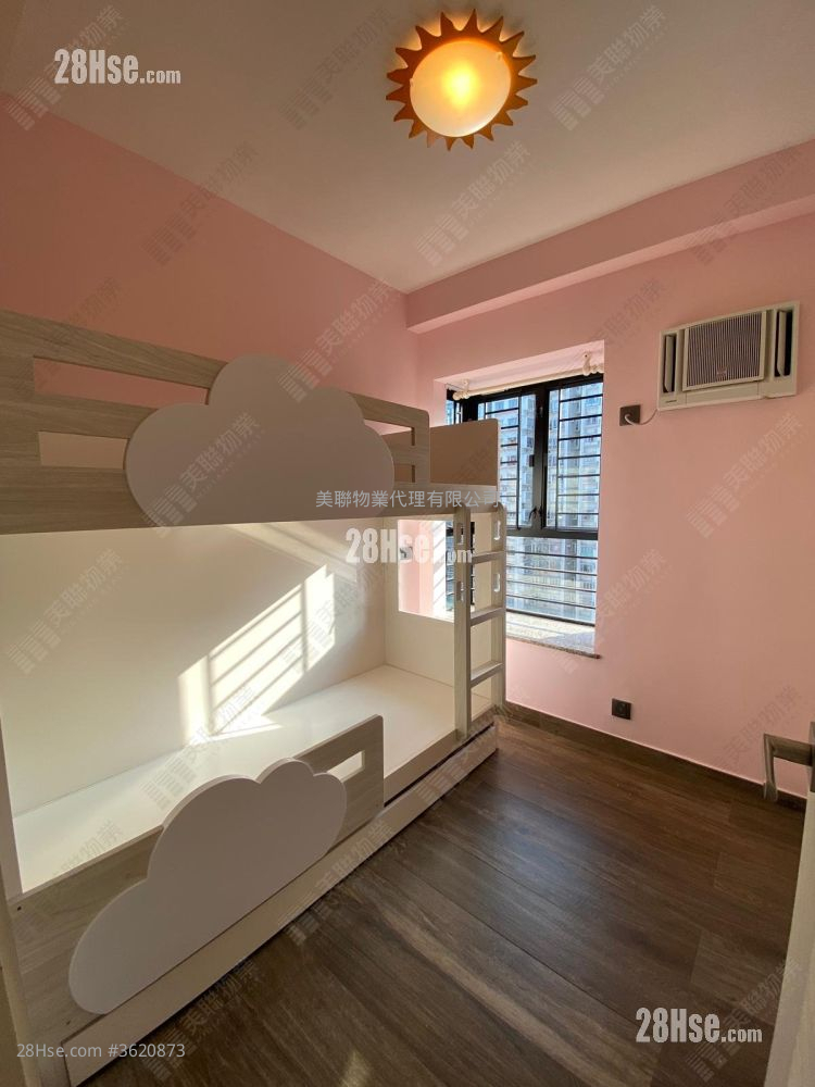 New Town Plaza Sell 3 Bedrooms , 2 Bathrooms 640 ft² New Town Plaza Sell 3 Bedrooms , 2 Bathrooms 640 ft²