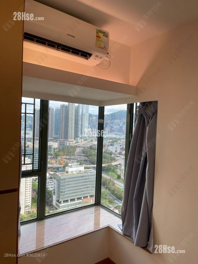 Central Park Sell 3 Bedrooms 701 ft²