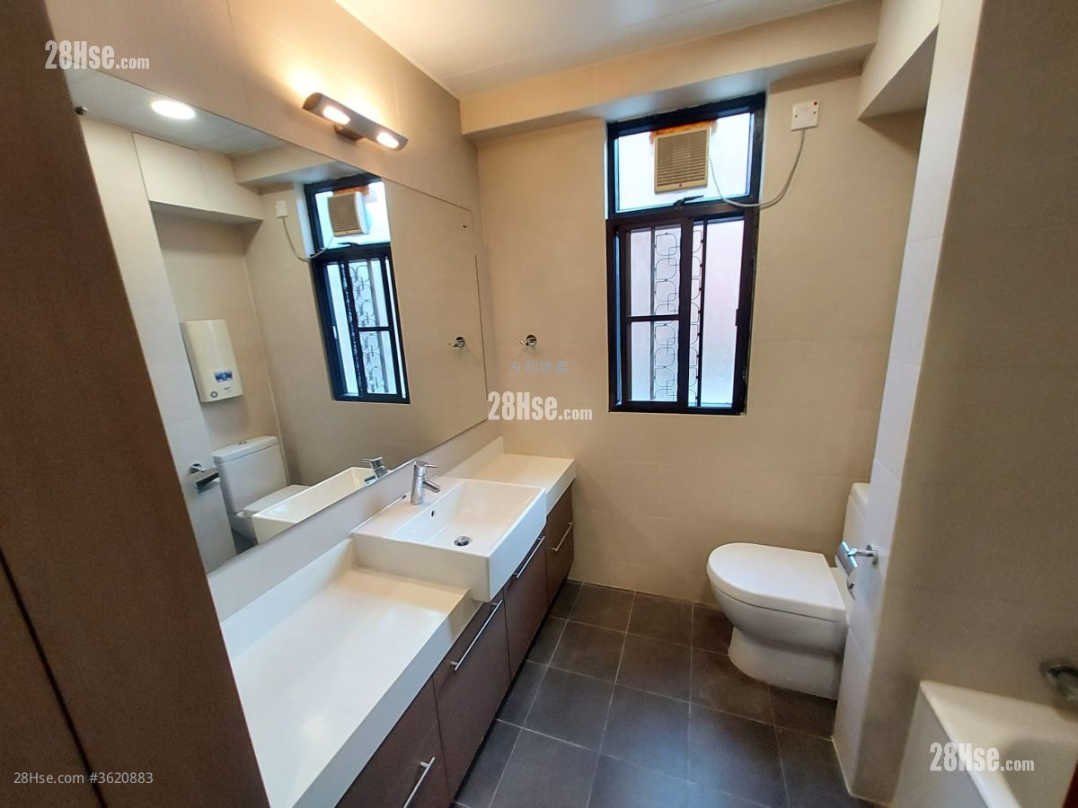 Sunderland Estate Rental 3 Bedrooms , 2 Bathrooms 1,912 ft² Sunderland Estate Rental 3 Bedrooms , 2 Bathrooms 1,912 ft²