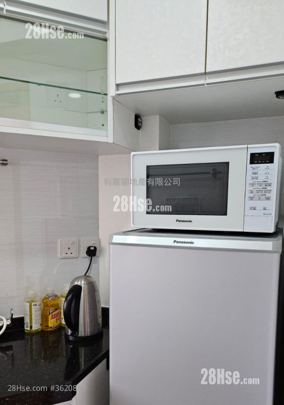 Kornhill Rental 3 Bedrooms , 2 Bathrooms 766 ft² Kornhill Rental 3 Bedrooms , 2 Bathrooms 766 ft²
