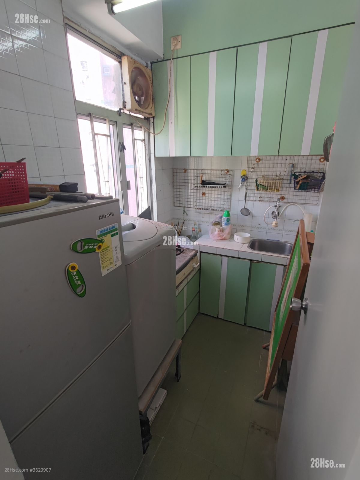Yuet Fat Mansion Sell 2 Bedrooms , 1 Bathroom 447 ft² Yuet Fat Mansion Sell 2 Bedrooms , 1 Bathroom 447 ft²