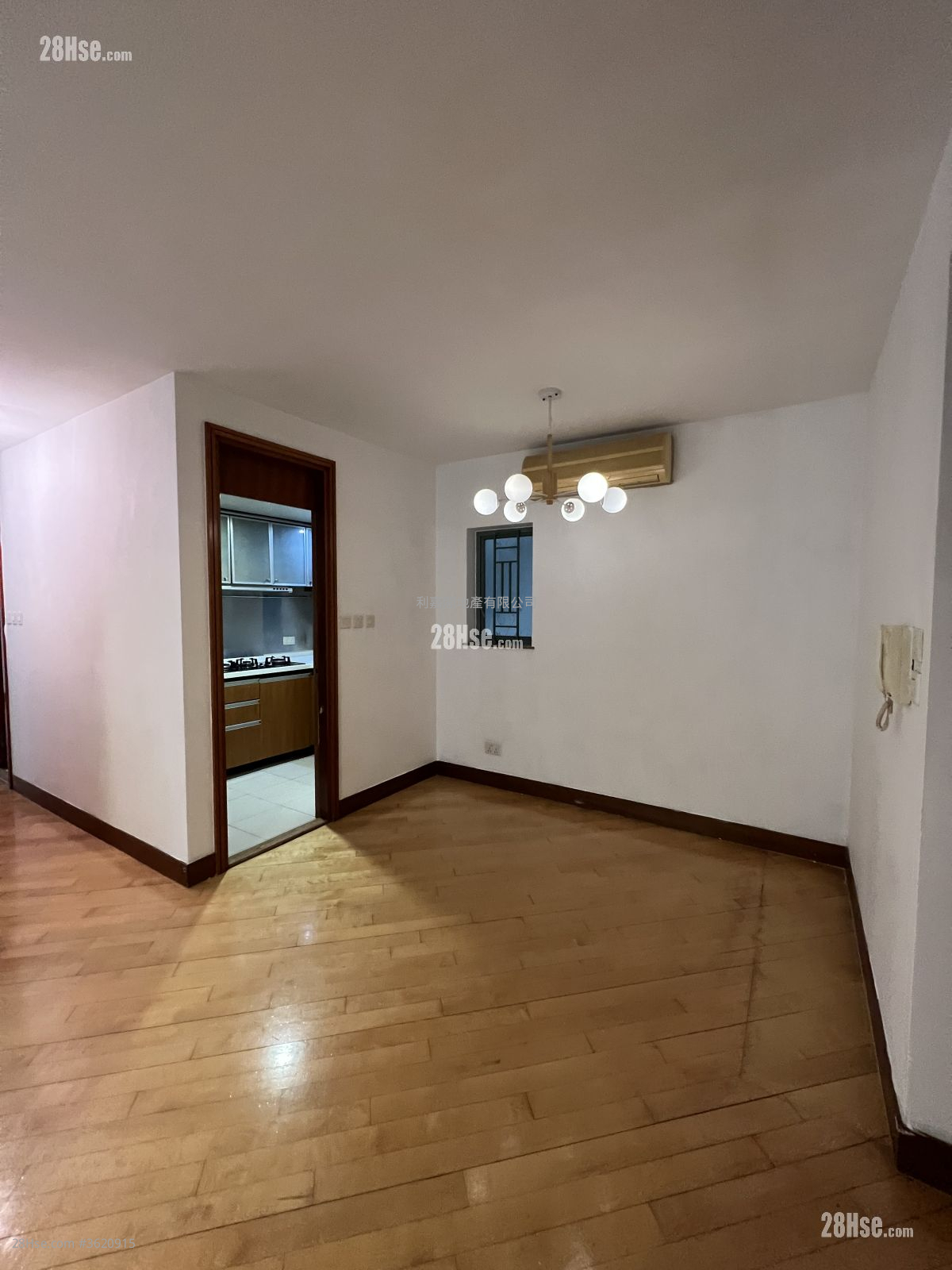 碧海藍天 售盤 3 房 , 1 浴室 577 平方呎 碧海藍天 售盤 3 房 , 1 浴室 577 平方呎