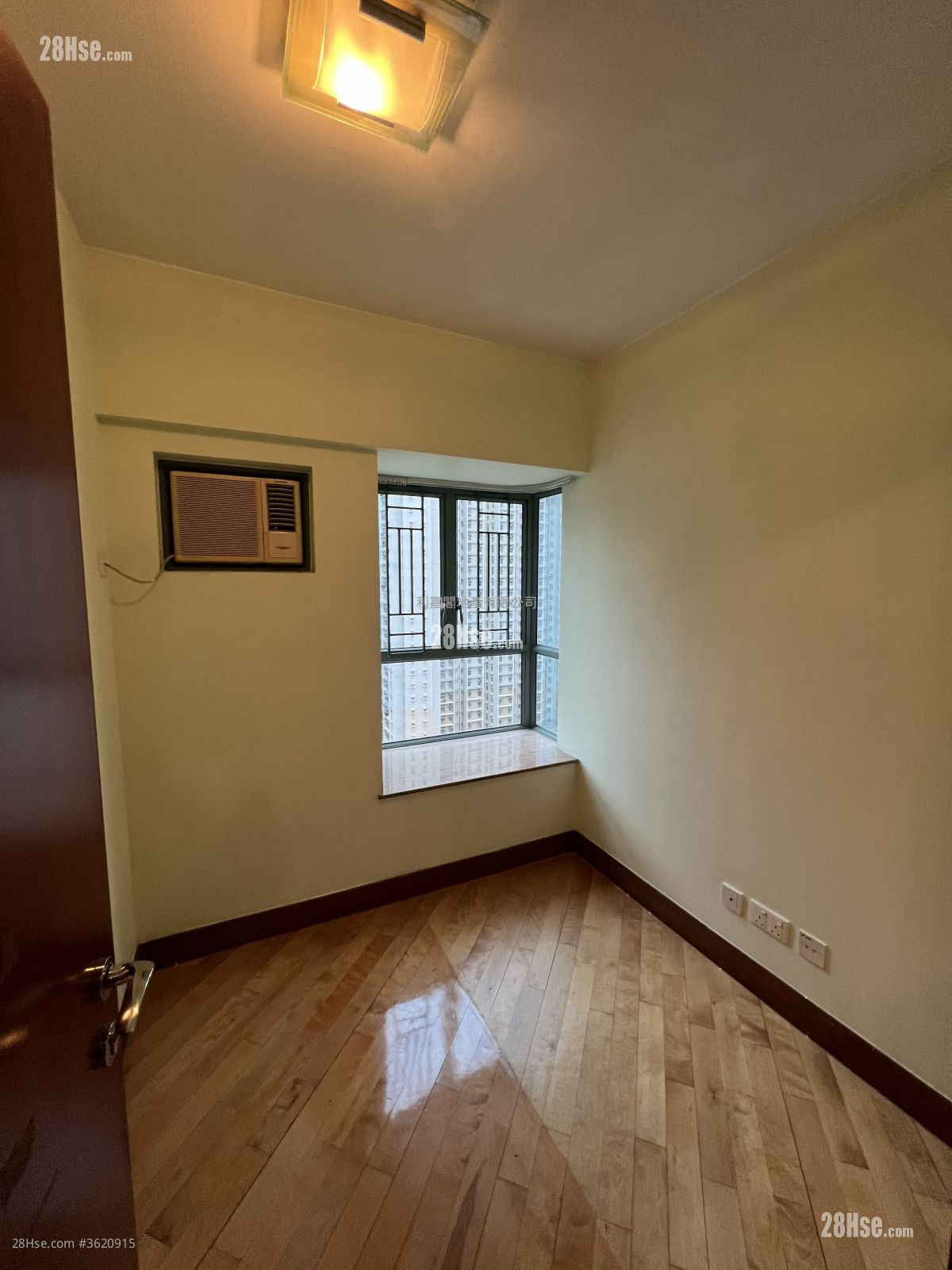 碧海藍天 售盤 3 房 , 1 浴室 577 平方呎 碧海藍天 售盤 3 房 , 1 浴室 577 平方呎