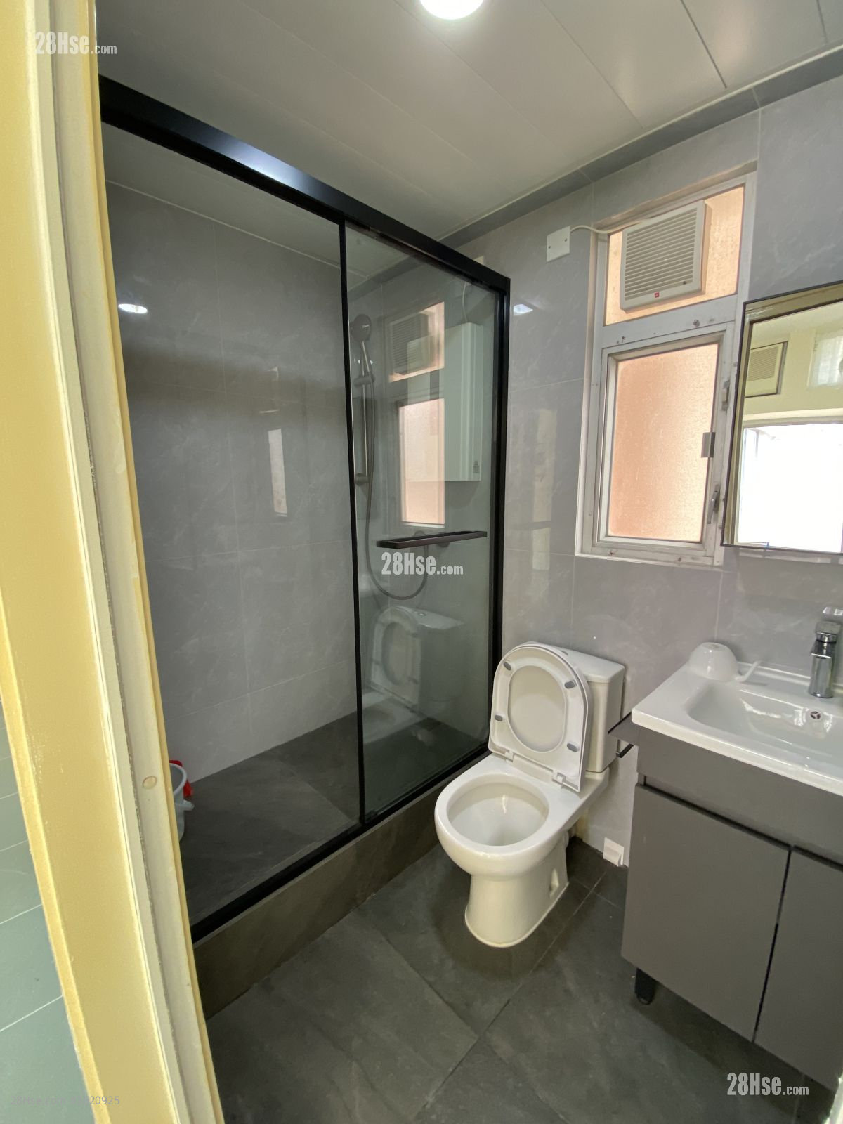 Tuen Mun Town Plaza Rental 2 Bedrooms , 1 Bathroom 363 ft² Tuen Mun Town Plaza Rental 2 Bedrooms , 1 Bathroom 363 ft²