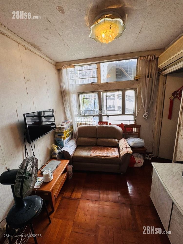 Fu Keung Court Sell 2 Bedrooms , 1 Bathroom 401 ft² Fu Keung Court Sell 2 Bedrooms , 1 Bathroom 401 ft²