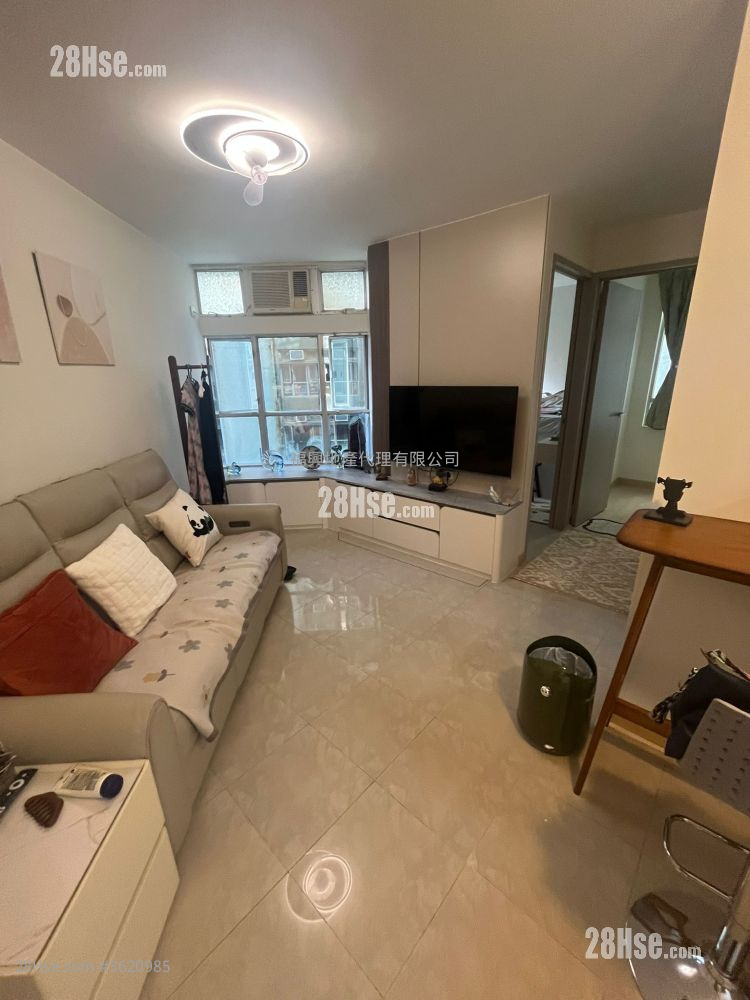 Whampoa Garden Sell 389 ft² Whampoa Garden Sell 389 ft²