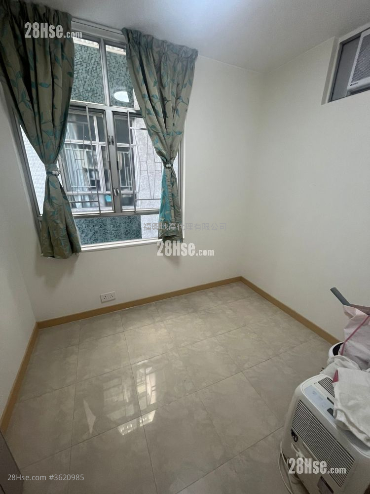 Whampoa Garden Sell 389 ft² Whampoa Garden Sell 389 ft²