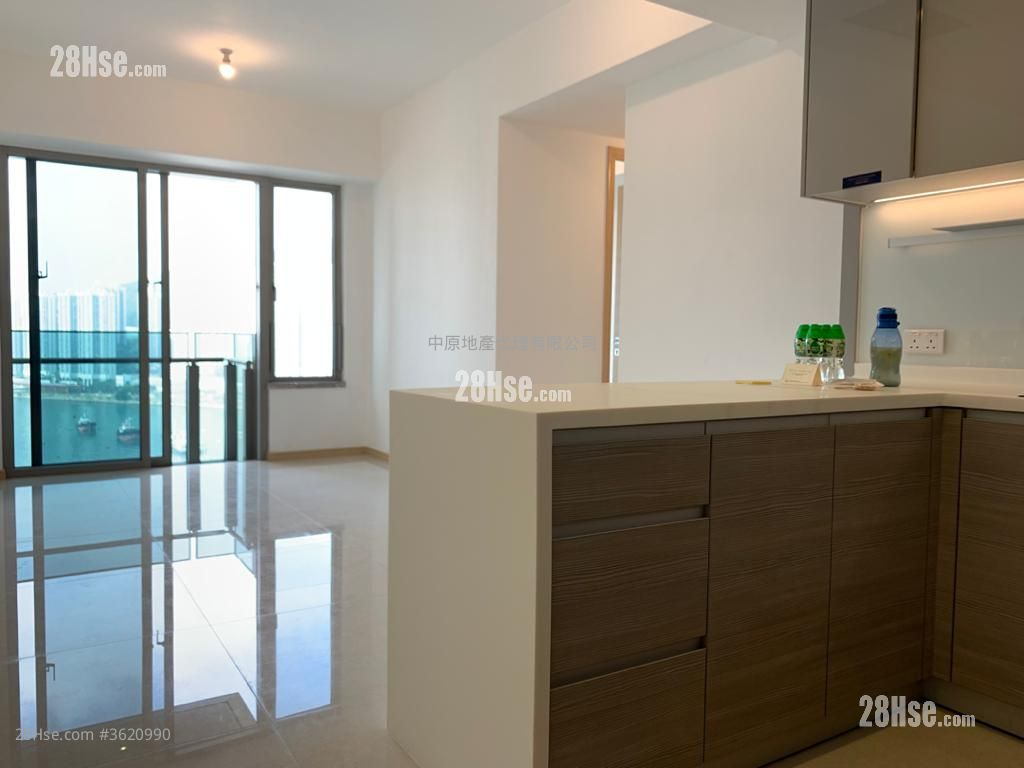 Ocean Pride Sell 2 Bedrooms , 1 Bathroom 512 ft²