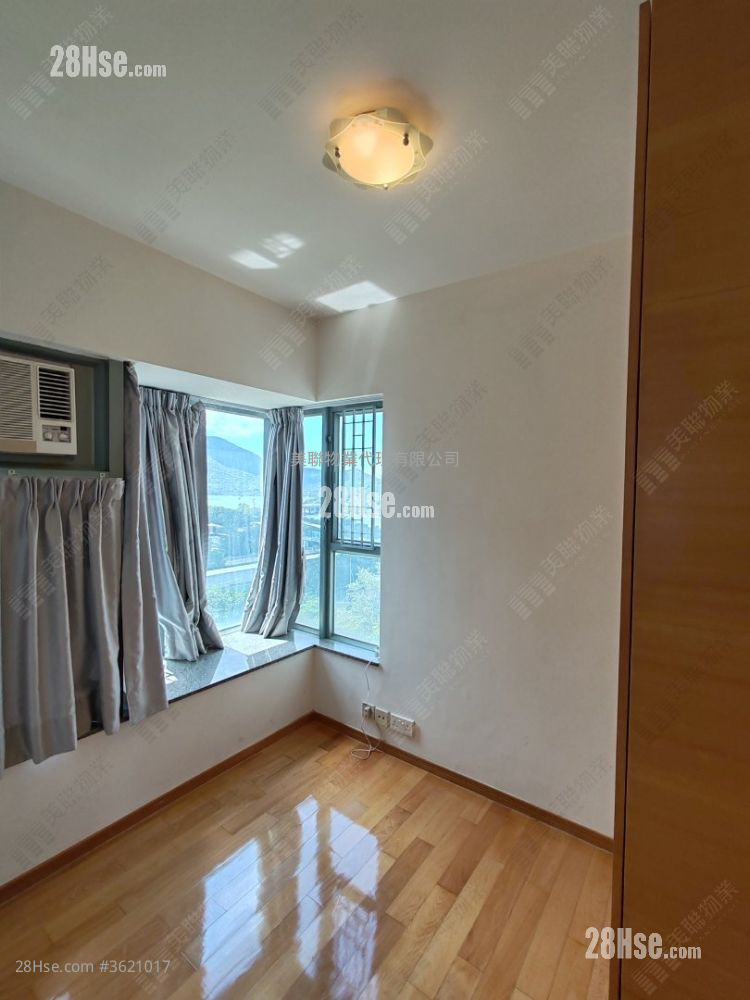 Seaview Crescent Rental 508 ft² Seaview Crescent Rental 508 ft²