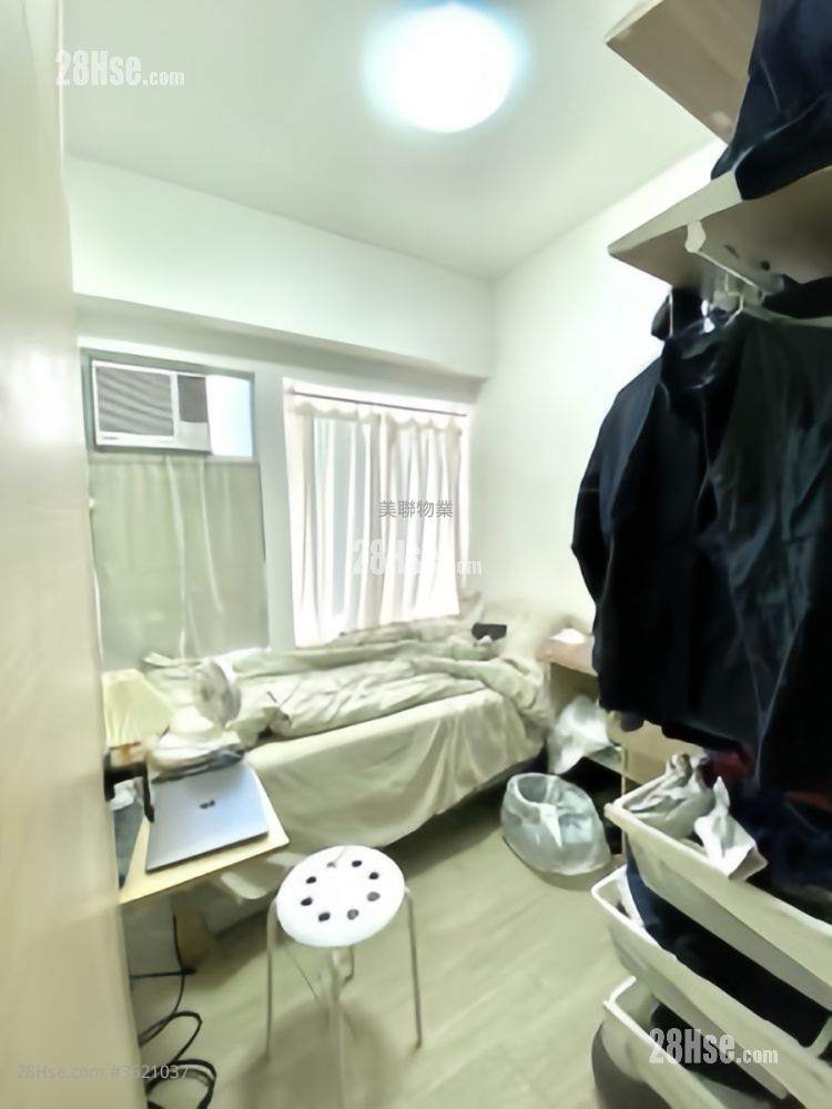 Tsuen King Garden Sell 2 Bedrooms , 1 Bathroom 362 ft² Tsuen King Garden Sell 2 Bedrooms , 1 Bathroom 362 ft²