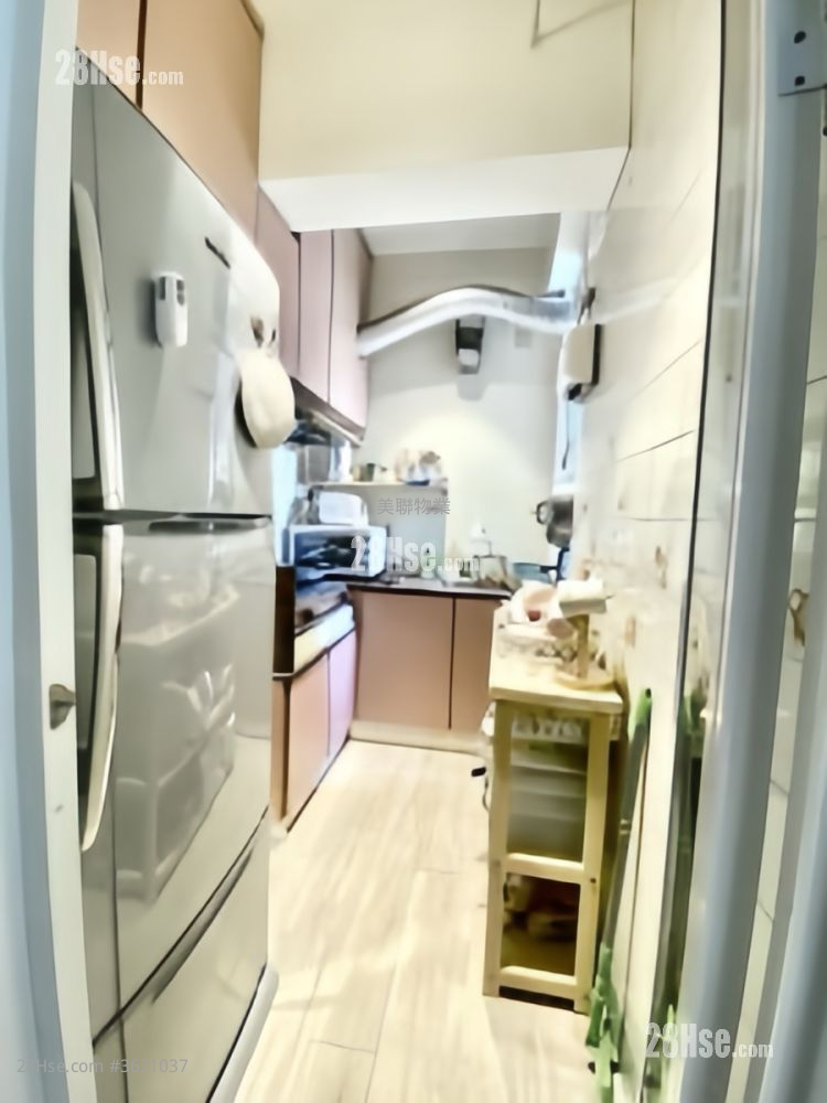 Tsuen King Garden Sell 2 Bedrooms , 1 Bathroom 362 ft² Tsuen King Garden Sell 2 Bedrooms , 1 Bathroom 362 ft²