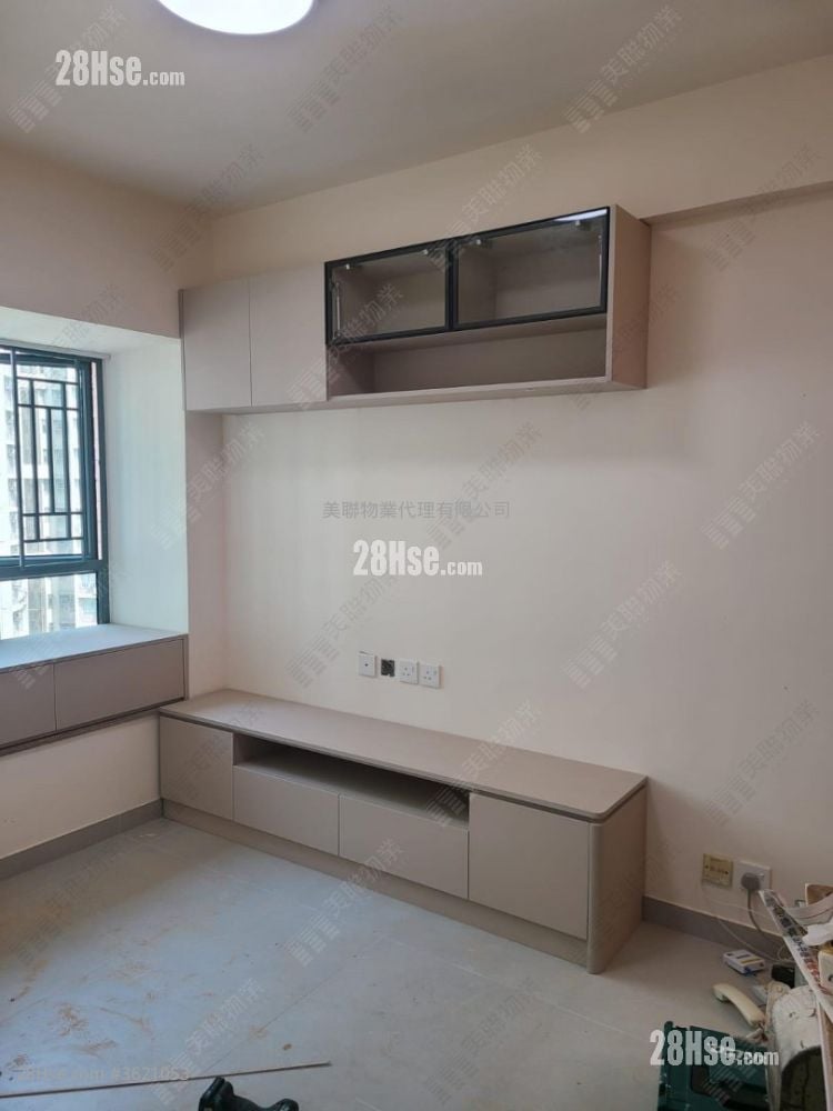 Park Avenue Sell 2 Bedrooms , 1 Bathroom 449 ft²