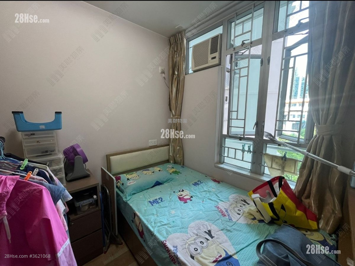 Ching Chun Court Sell 2 Bedrooms , 1 Bathroom 438 ft² Ching Chun Court Sell 2 Bedrooms , 1 Bathroom 438 ft²