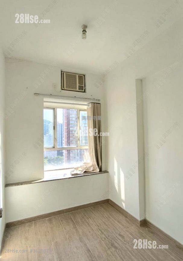 Tsing Yi Garden Sell 2 Bedrooms , 1 Bathroom 343 ft² Tsing Yi Garden Sell 2 Bedrooms , 1 Bathroom 343 ft²