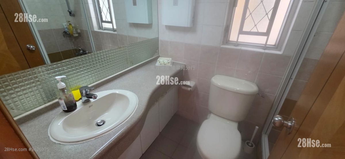 Yu Chui Court Sell 2 Bedrooms , 1 Bathroom 516 ft² Yu Chui Court Sell 2 Bedrooms , 1 Bathroom 516 ft²