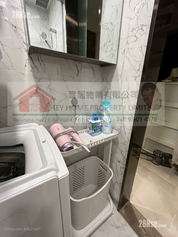 Ava61 Rental Studio , 1 Bathroom 161 ft² Ava61 Rental Studio , 1 Bathroom 161 ft²