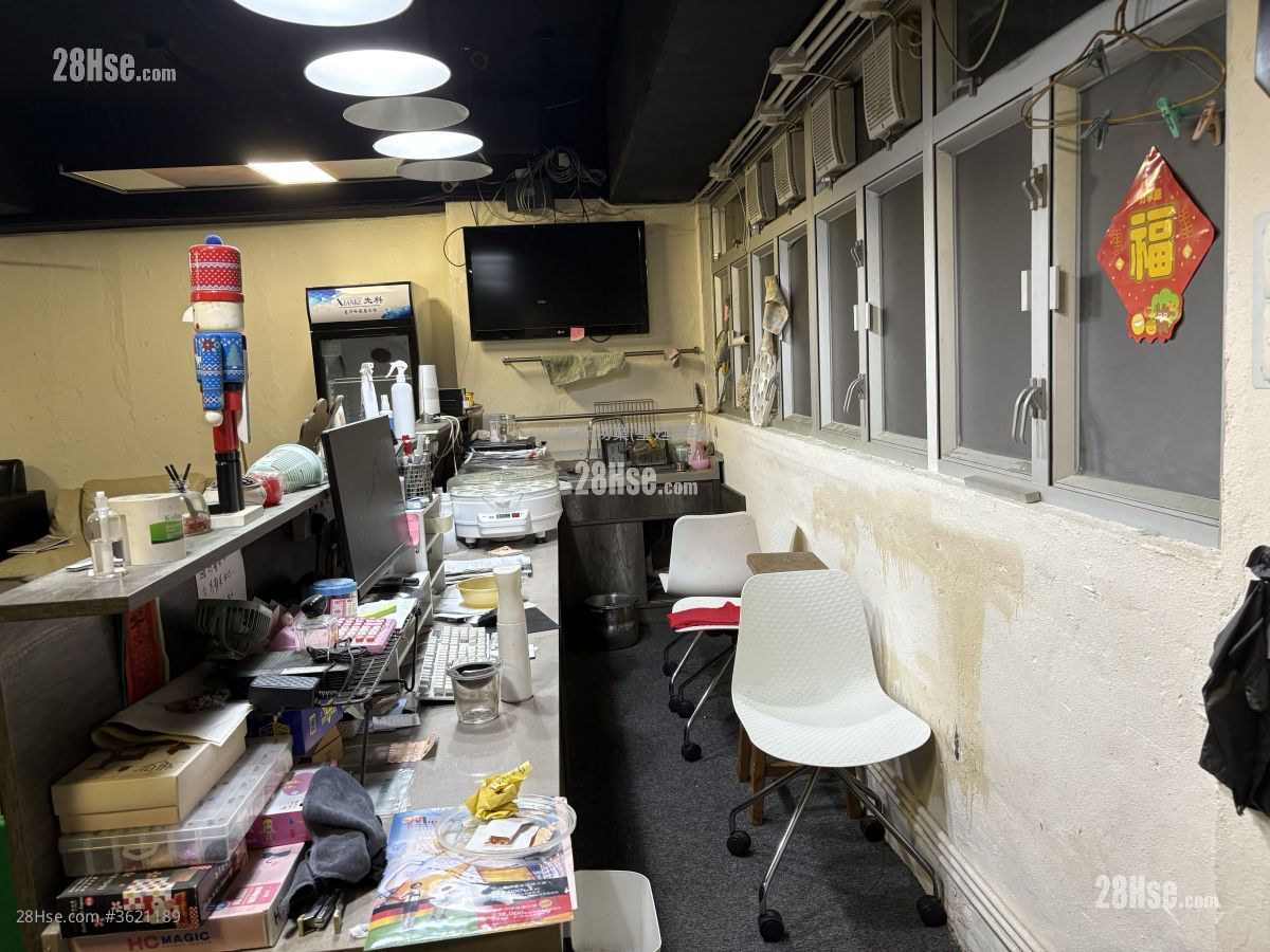 Tsuen Tung Factory Building Rental 2 Bedrooms , 1 Toilet Tsuen Tung Factory Building Rental 2 Bedrooms , 1 Toilet