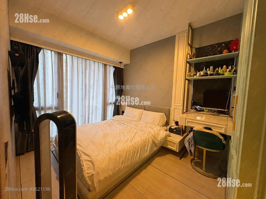 Solaria Rental 2 Bedrooms , 1 Bathroom 596 ft² Solaria Rental 2 Bedrooms , 1 Bathroom 596 ft²