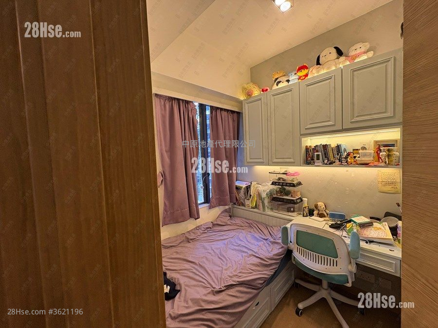 Solaria Rental 2 Bedrooms , 1 Bathroom 596 ft² Solaria Rental 2 Bedrooms , 1 Bathroom 596 ft²