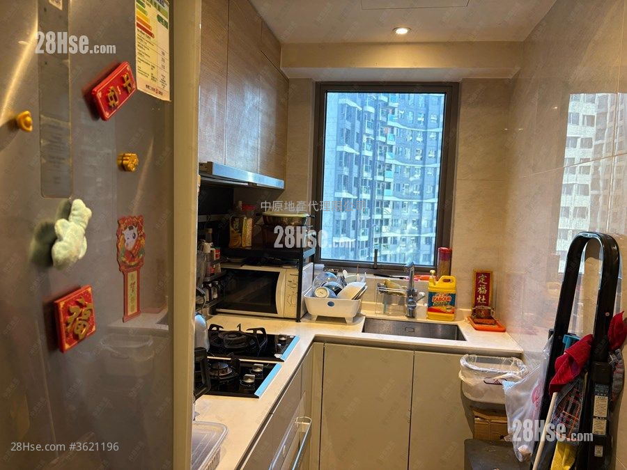 Solaria Rental 2 Bedrooms , 1 Bathroom 596 ft² Solaria Rental 2 Bedrooms , 1 Bathroom 596 ft²