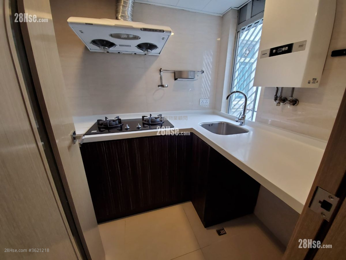 Causeway Centre Rental 2 Bedrooms , 1 Bathroom 357 ft² Causeway Centre Rental 2 Bedrooms , 1 Bathroom 357 ft²