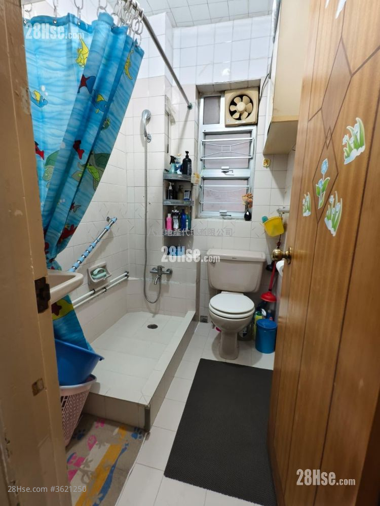 No. 11 Fa Yuen Street Sell 4 Bedrooms , 1 Bathroom 799 ft² No. 11 Fa Yuen Street Sell 4 Bedrooms , 1 Bathroom 799 ft²